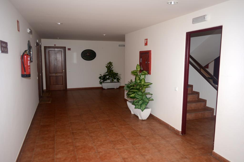 Apartamentos Club Condal Комильяс Экстерьер фото